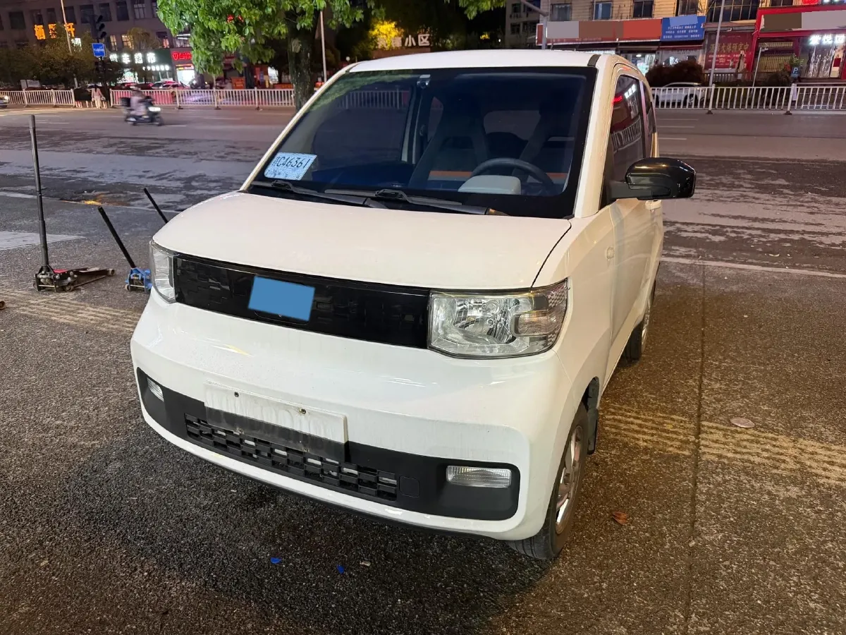 2021 WuLing HongGuang MINI EV BEV 9.3KWH,autocango,china used car exporter,china ev exporter,chinese used car exporter,chinese used ev exporter
