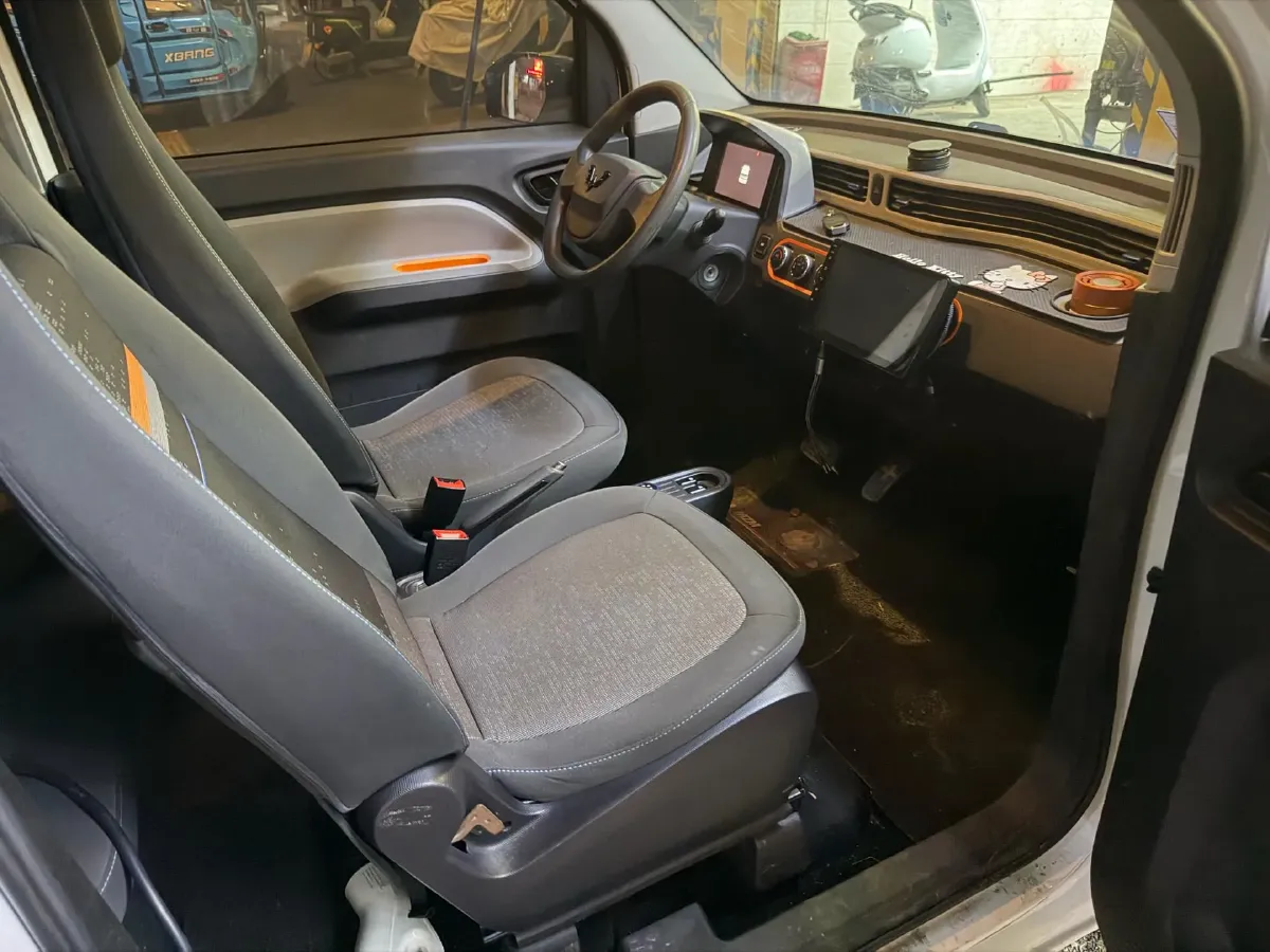 2021 WuLing HongGuang MINI EV BEV 9.3KWH,autocango,china used car exporter,china ev exporter,chinese used car exporter,chinese used ev exporter