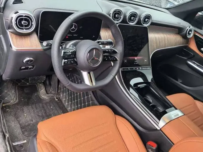 2025 Mercedes-Benz GLC Class 2.0T 258HP L4 9AT,autocango,china used car exporter,china ev exporter,chinese used car exporter,chinese used ev exporter