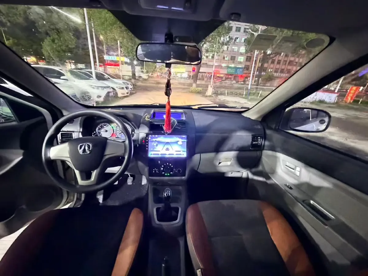 2016 BAIC WeiWang M35 1.5L 116HP L4 5MT,autocango,china used car exporter,china ev exporter,chinese used car exporter,chinese used ev exporter