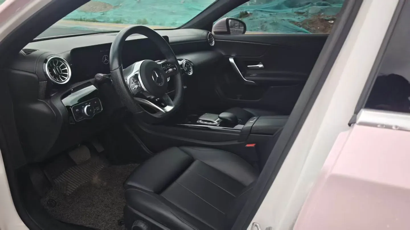 2022 Mercedes-Benz A Class 1.3T 163HP L4 7DCT,autocango,china used car exporter,china ev exporter,chinese used car exporter,chinese used ev exporter