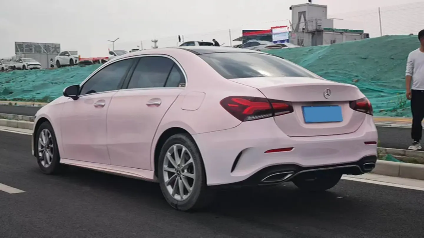 2022 Mercedes-Benz A Class 1.3T 163HP L4 7DCT,autocango,china used car exporter,china ev exporter,chinese used car exporter,chinese used ev exporter