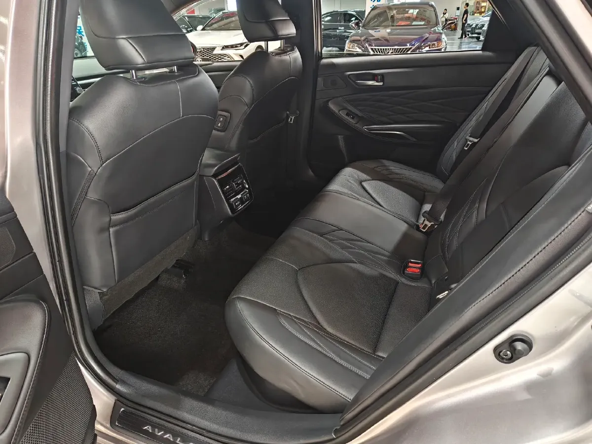 2019 Toyota Avalon 2.5L 178HP L4 E-CVT Hybrid,autocango,china used car exporter,china ev exporter,chinese used car exporter,chinese used ev exporter