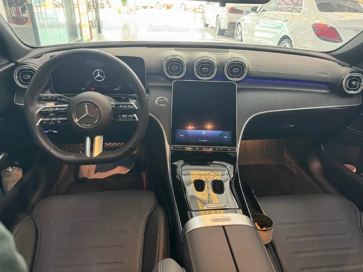 2024 Mercedes-Benz C Class 1.5T 204HP L4 9AT,autocango,china used car exporter,china ev exporter,chinese used car exporter,chinese used ev exporter