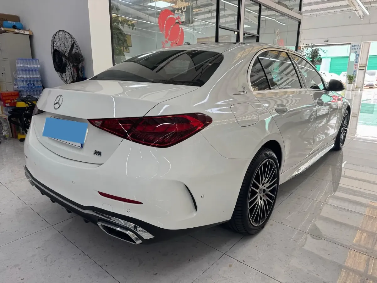 2024 Mercedes-Benz C Class 1.5T 204HP L4 9AT,autocango,china used car exporter,china ev exporter,chinese used car exporter,chinese used ev exporter