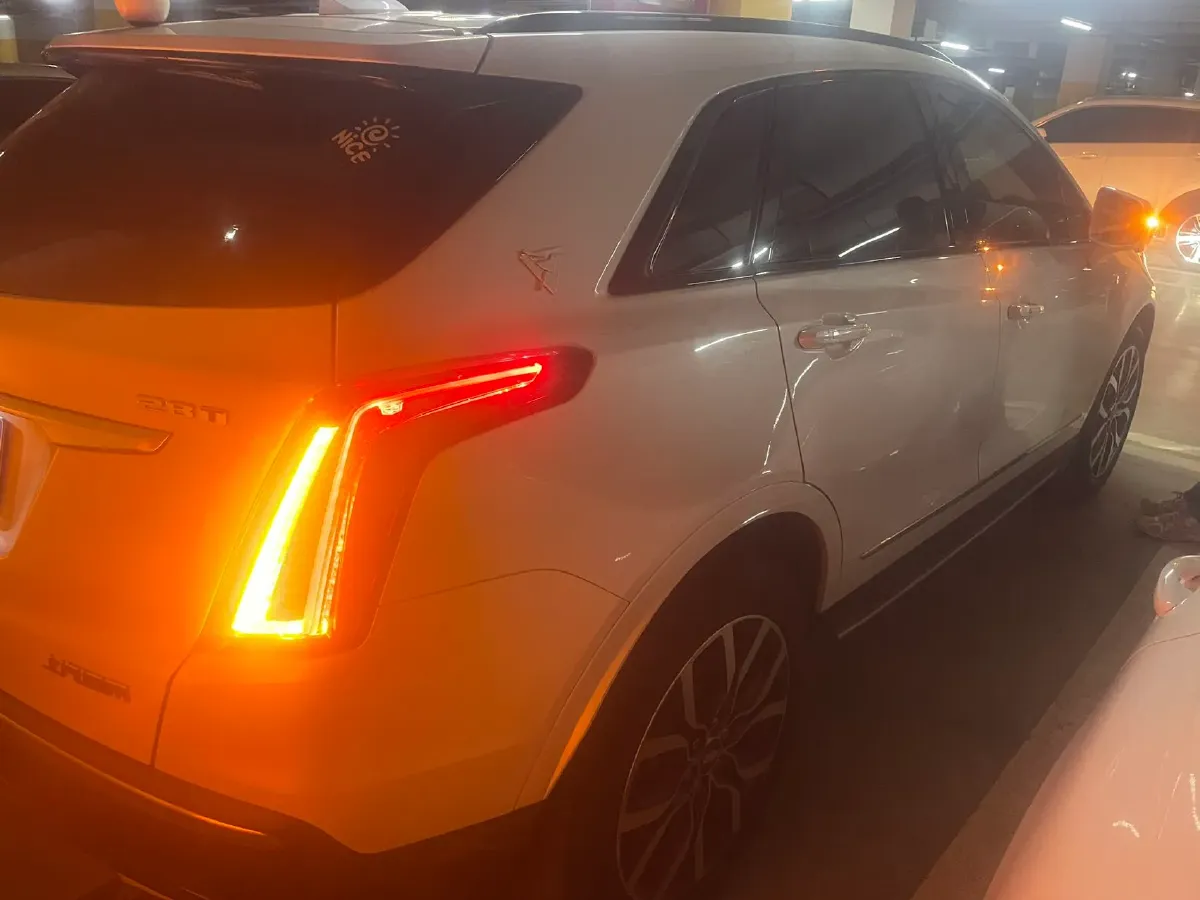 2022 Cadillac XT5 2.0T 237HP L4 9AT,autocango,china used car exporter,china ev exporter,chinese used car exporter,chinese used ev exporter