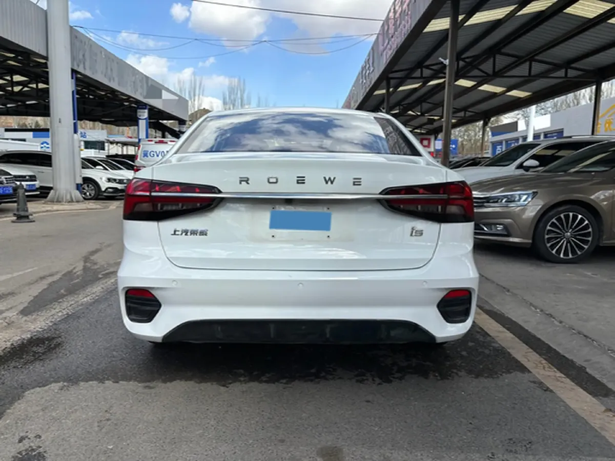 2021 Roewe i5 1.5L 120HP L4 CVT,autocango,china used car exporter,china ev exporter,chinese used car exporter,chinese used ev exporter
