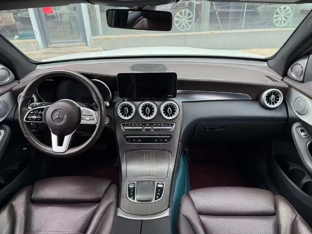 2021 Mercedes-Benz GLC Class 2.0T 197HP L4 9AT,autocango,china used car exporter,china ev exporter,chinese used car exporter,chinese used ev exporter