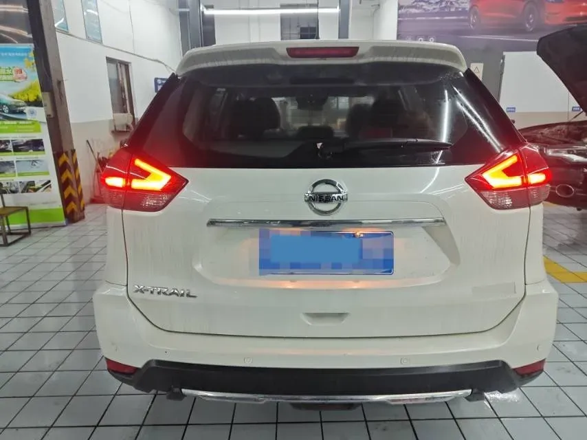 2021 Nissan X-Trail 2.0L 151HP L4 CVT,autocango,china used car exporter,china ev exporter,chinese used car exporter,chinese used ev exporter