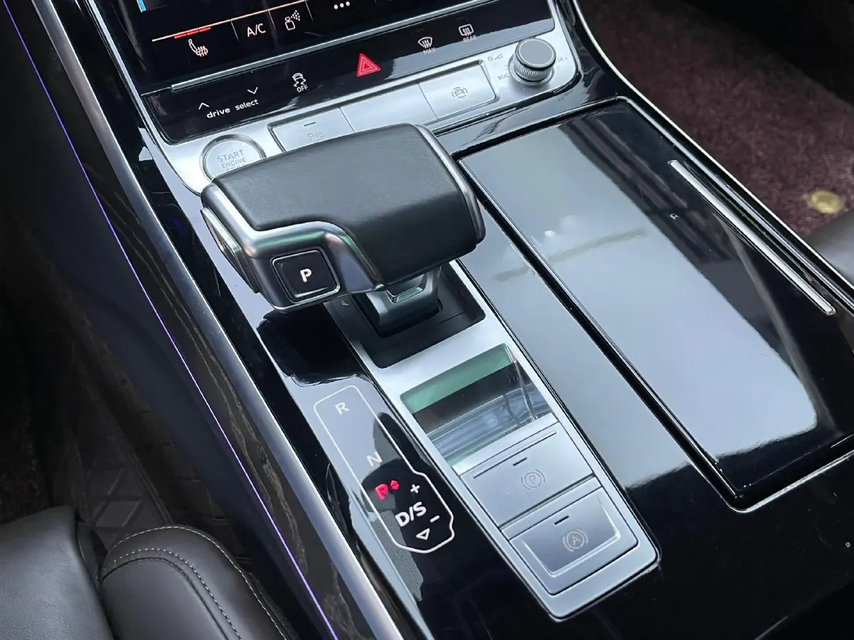 2019 Audi A8 3.0T 286HP V6 8AT,autocango,china used car exporter,china ev exporter,chinese used car exporter,chinese used ev exporter