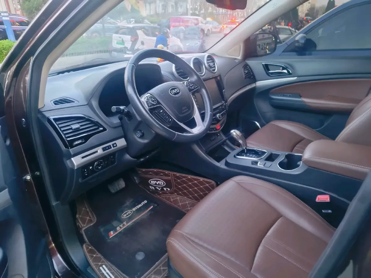 2015 BYD S7 2.0T 205HP L4 6DCT,autocango,china used car exporter,china ev exporter,chinese used car exporter,chinese used ev exporter