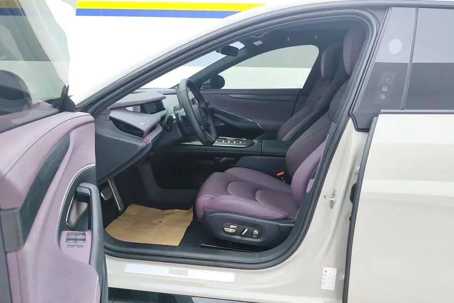 2024 MI SU7 BEV 101KWH,autocango,china used car exporter,china ev exporter,chinese used car exporter,chinese used ev exporter