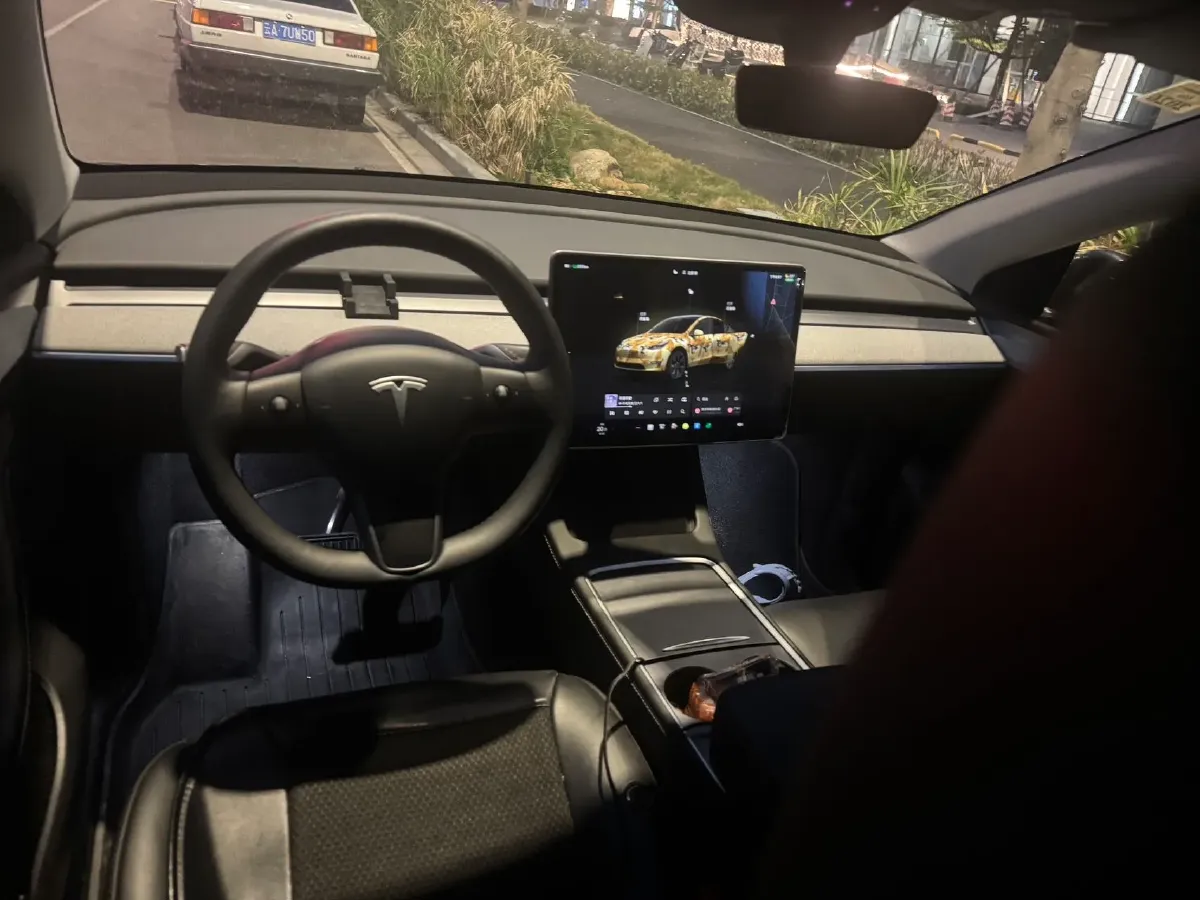 2024 Iveco OuSheng BEV 77.28KWH,autocango,china used car exporter,china ev exporter,chinese used car exporter,chinese used ev exporter