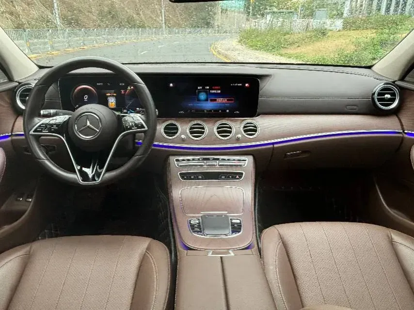 2022 Mercedes-Benz E Class 2.0T 211HP L4 9AT PHEV 25.4KWH,autocango,china used car exporter,china ev exporter,chinese used car exporter,chinese used ev exporter