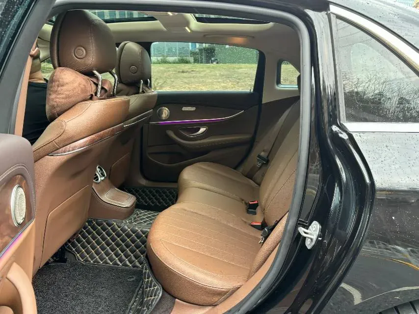 2022 Mercedes-Benz E Class 2.0T 211HP L4 9AT PHEV 25.4KWH,autocango,china used car exporter,china ev exporter,chinese used car exporter,chinese used ev exporter