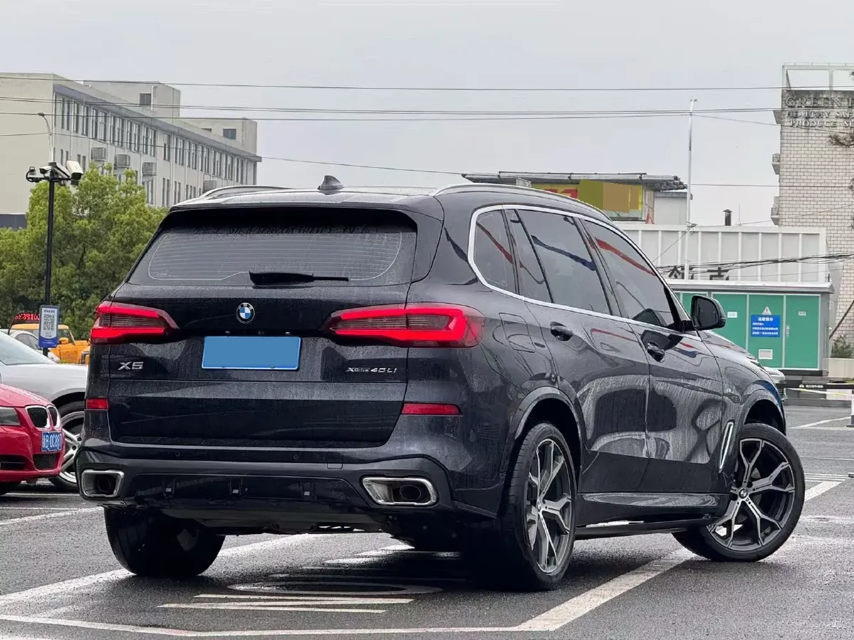 2022 BMW X5 3.0T 333HP L6 8AT,autocango,china used car exporter,china ev exporter,chinese used car exporter,chinese used ev exporter
