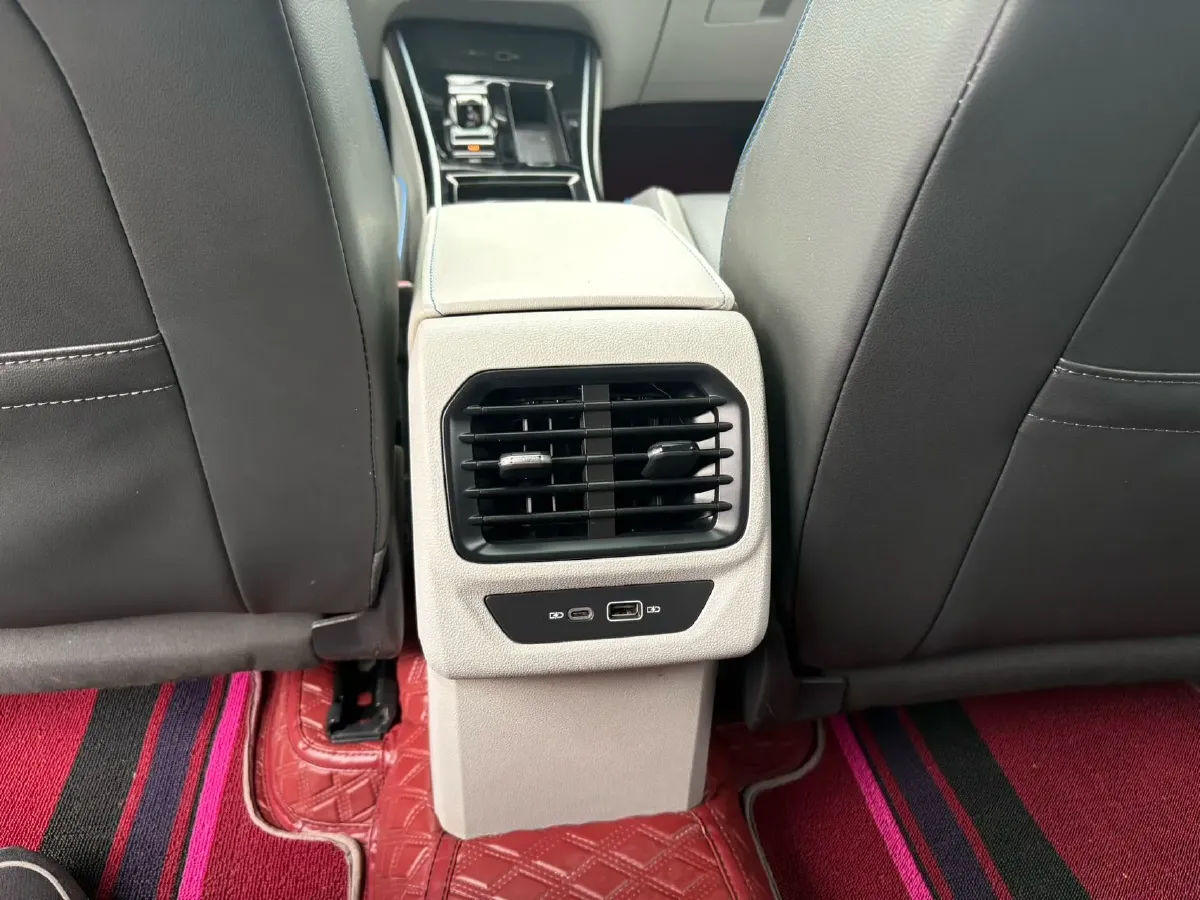 2023 Volkswagen Lamando 1.4T 150HP L4 7DCT,autocango,china used car exporter,china ev exporter,chinese used car exporter,chinese used ev exporter