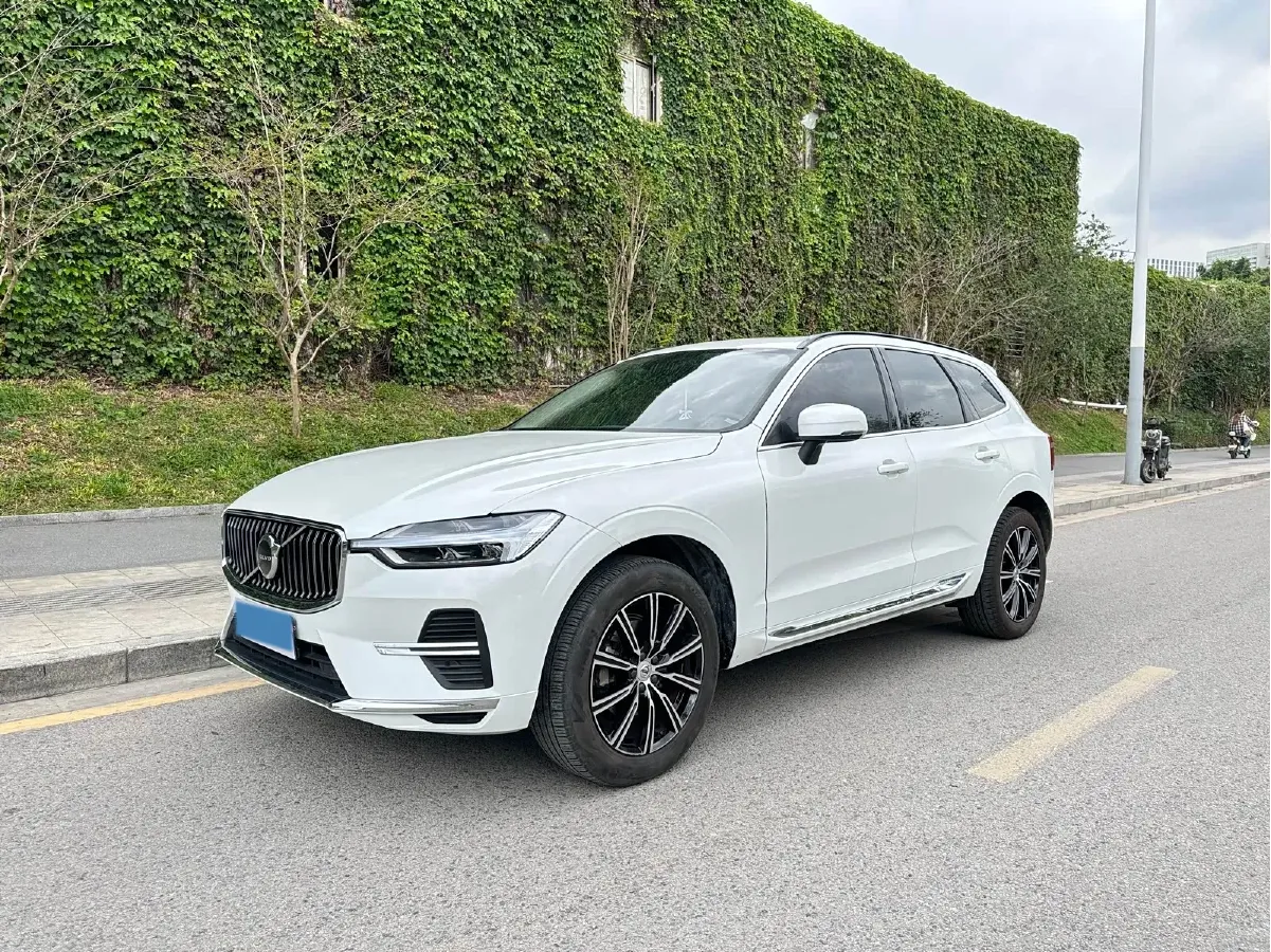 2020 Volvo XC60 2.0T 254HP L4 8AT,autocango,china used car exporter,china ev exporter,chinese used car exporter,chinese used ev exporter