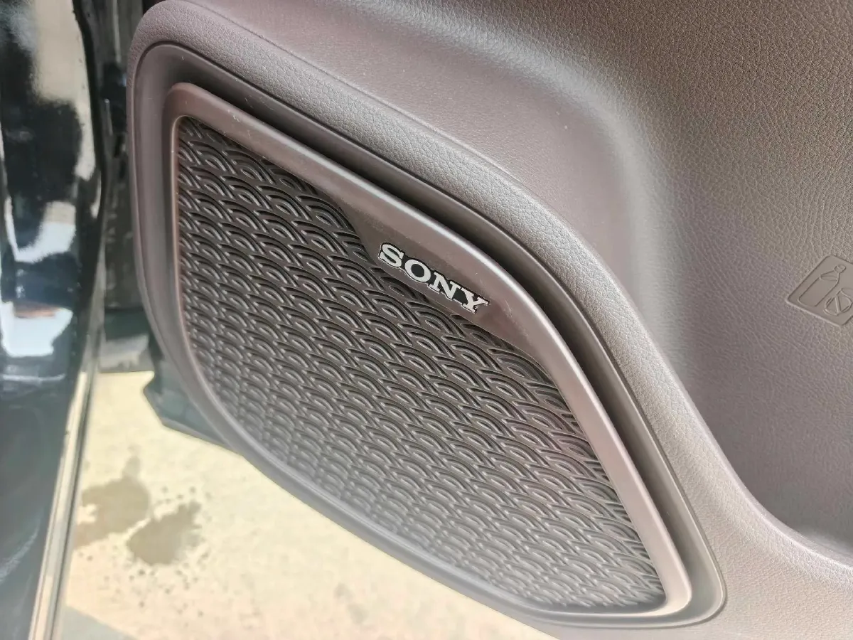 2022 Chery Tiggo 8 PRO 1.6T 197HP L4 7DCT,autocango,china used car exporter,china ev exporter,chinese used car exporter,chinese used ev exporter