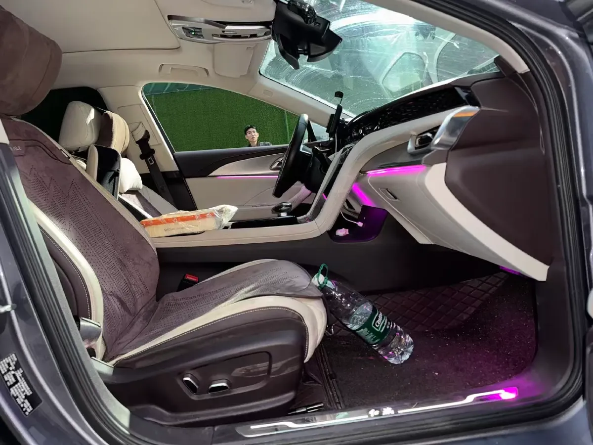 2023 HongQi H5 1.5T 169HP L4 E-CVT Hybrid,autocango,china used car exporter,china ev exporter,chinese used car exporter,chinese used ev exporter