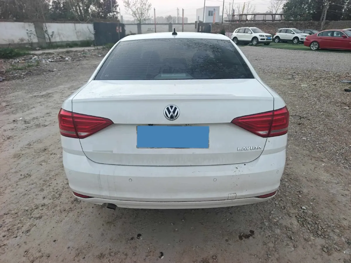 2017 Volkswagen Lavida 1.6L 110HP L4 6AT,autocango,china used car exporter,china ev exporter,chinese used car exporter,chinese used ev exporter