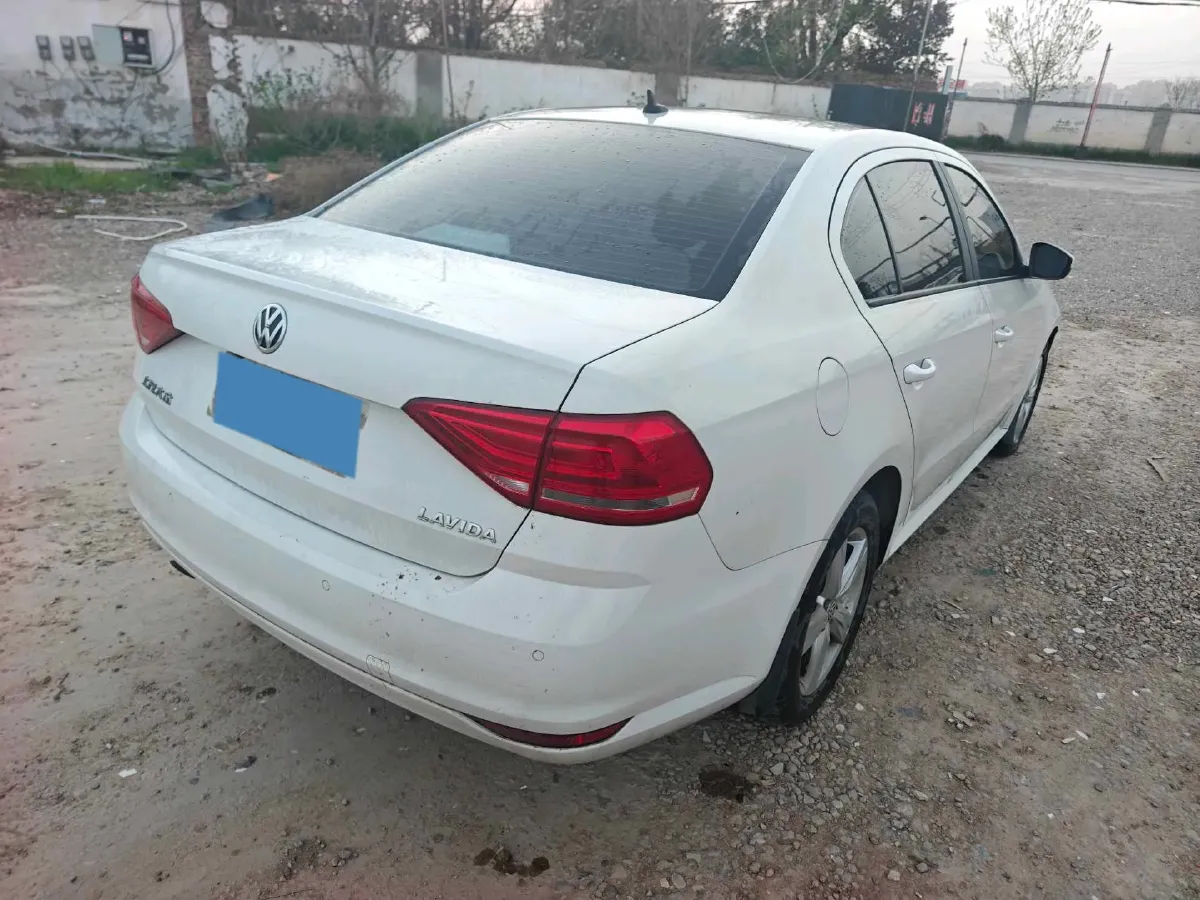 2017 Volkswagen Lavida 1.6L 110HP L4 6AT,autocango,china used car exporter,china ev exporter,chinese used car exporter,chinese used ev exporter