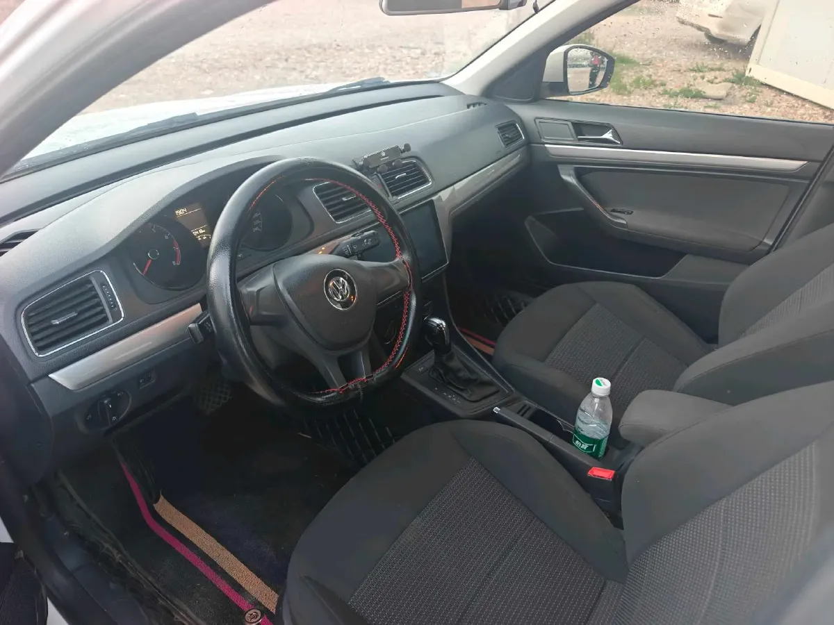 2017 Volkswagen Lavida 1.6L 110HP L4 6AT,autocango,china used car exporter,china ev exporter,chinese used car exporter,chinese used ev exporter