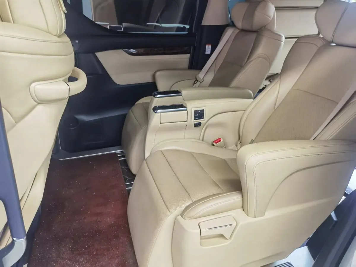 2021 Toyota Alphard 2.5L 117HP L4 E-CVT Hybrid,autocango,china used car exporter,china ev exporter,chinese used car exporter,chinese used ev exporter