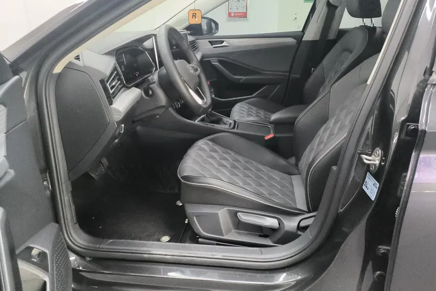 2025 Volkswagen Sagitar 1.5T 160HP L4 7DCT,autocango,china used car exporter,china ev exporter,chinese used car exporter,chinese used ev exporter