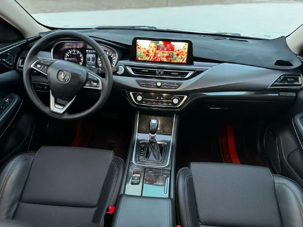 2020 ChangAn Raeton CC 1.5T 156HP L4 6AT,autocango,china used car exporter,china ev exporter,chinese used car exporter,chinese used ev exporter