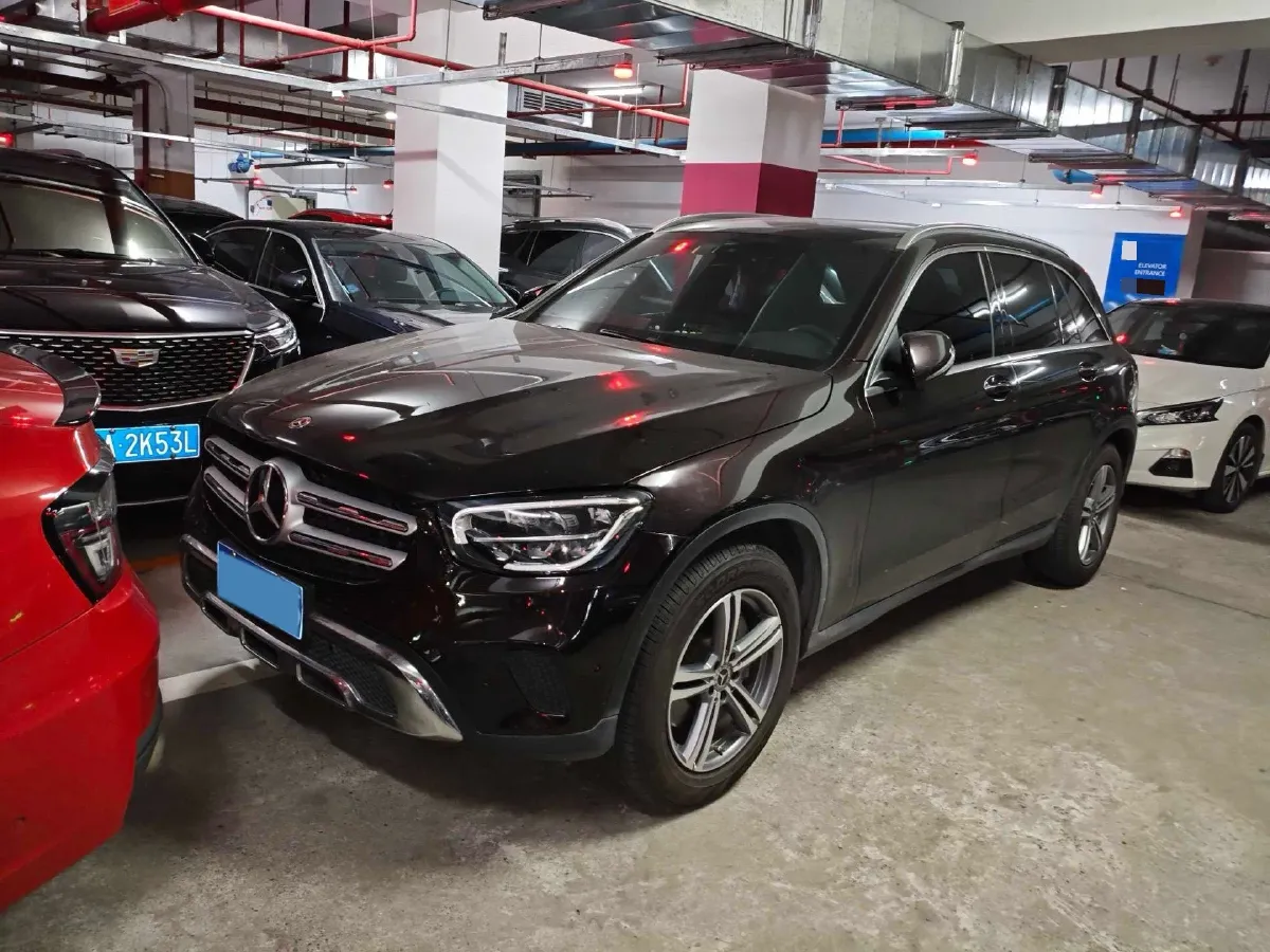 2021 Mercedes-Benz GLC Class 2.0T 197HP L4 9AT,autocango,china used car exporter,china ev exporter,chinese used car exporter,chinese used ev exporter