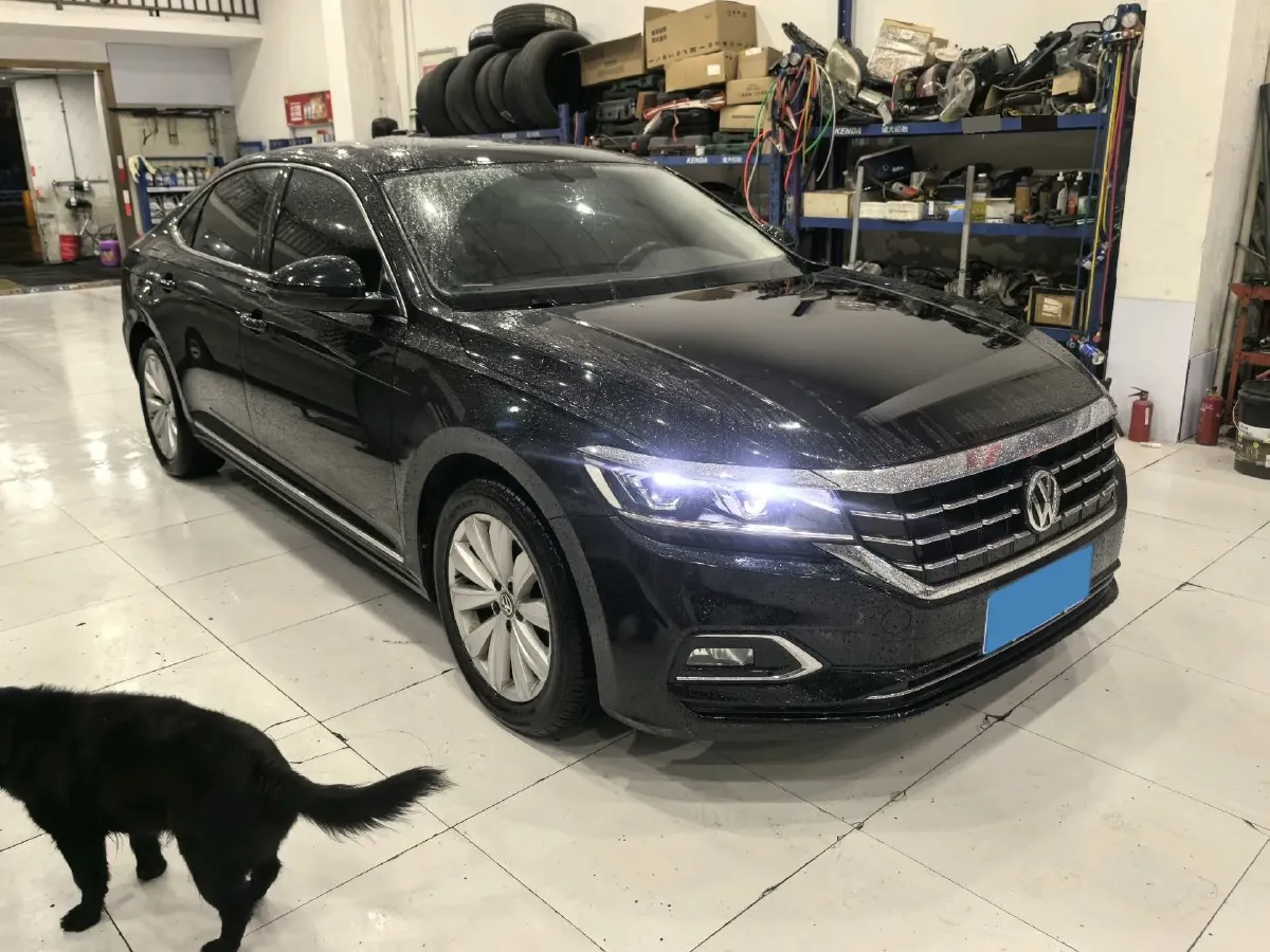 2020 Volkswagen Passat 2.0T 186HP L4 7DCT,autocango,china used car exporter,china ev exporter,chinese used car exporter,chinese used ev exporter