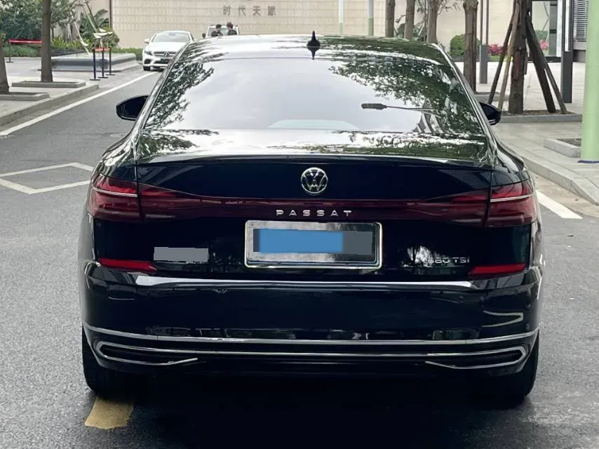 2024 Volkswagen Passat 2.0T 220HP L4 7DCT,autocango,china used car exporter,china ev exporter,chinese used car exporter,chinese used ev exporter
