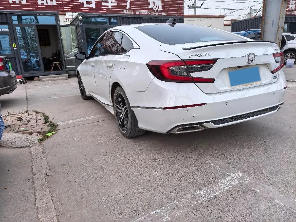 2022 Honda Accord 1.5T 194HP L4 CVT,autocango,china used car exporter,china ev exporter,chinese used car exporter,chinese used ev exporter