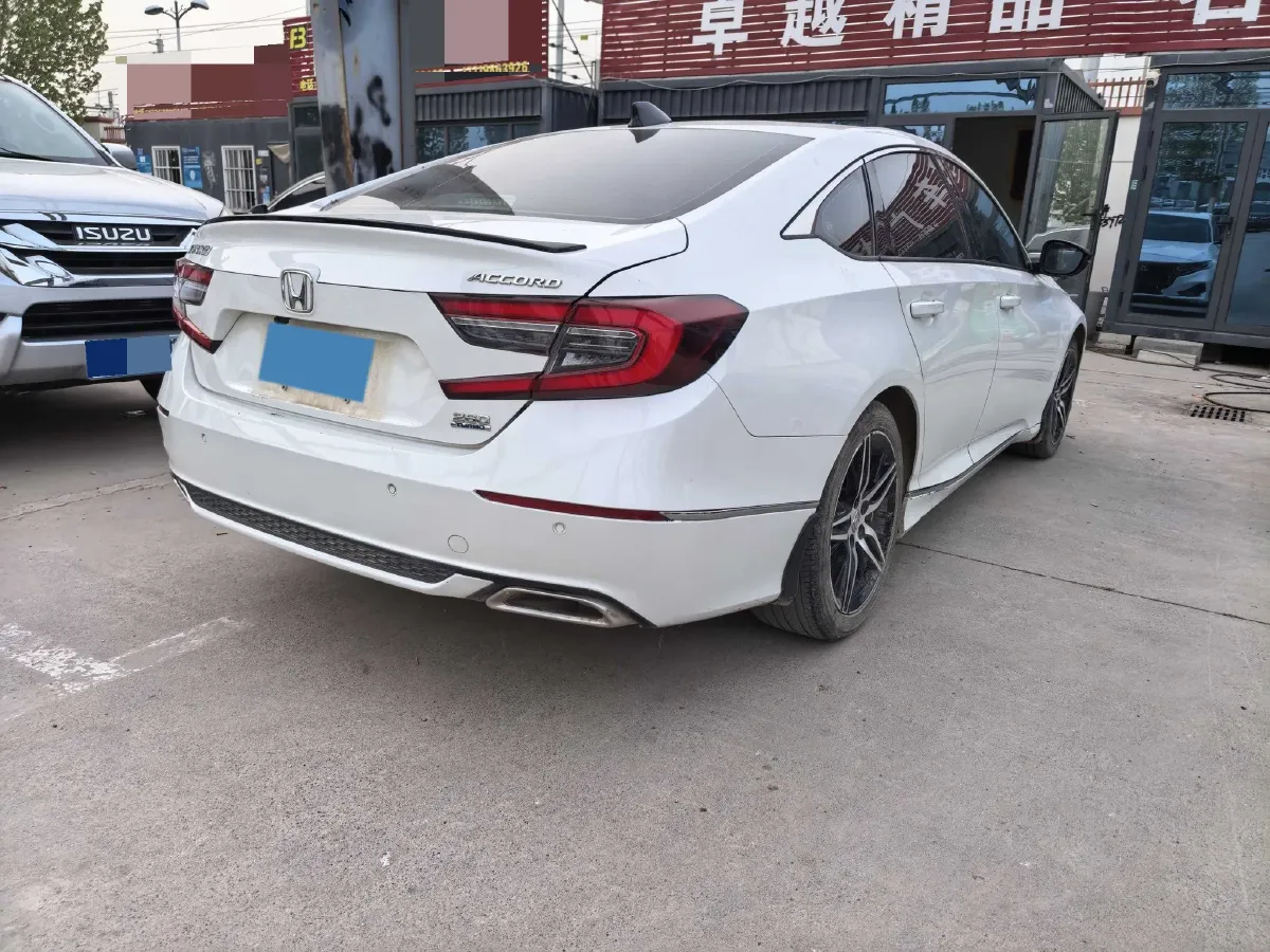 2022 Honda Accord 1.5T 194HP L4 CVT,autocango,china used car exporter,china ev exporter,chinese used car exporter,chinese used ev exporter