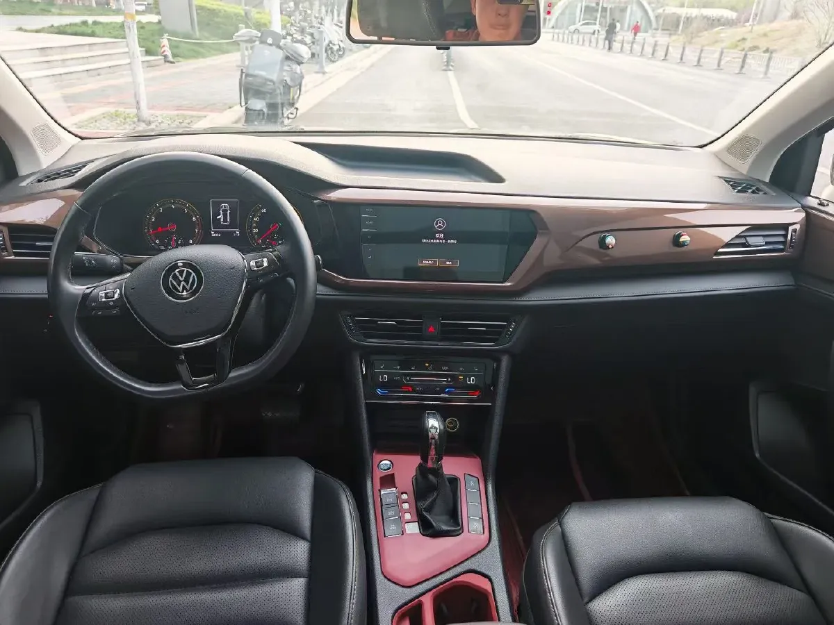 2021 Volkswagen Tharu 1.4T 150HP L4 7DCT,autocango,china used car exporter,china ev exporter,chinese used car exporter,chinese used ev exporter