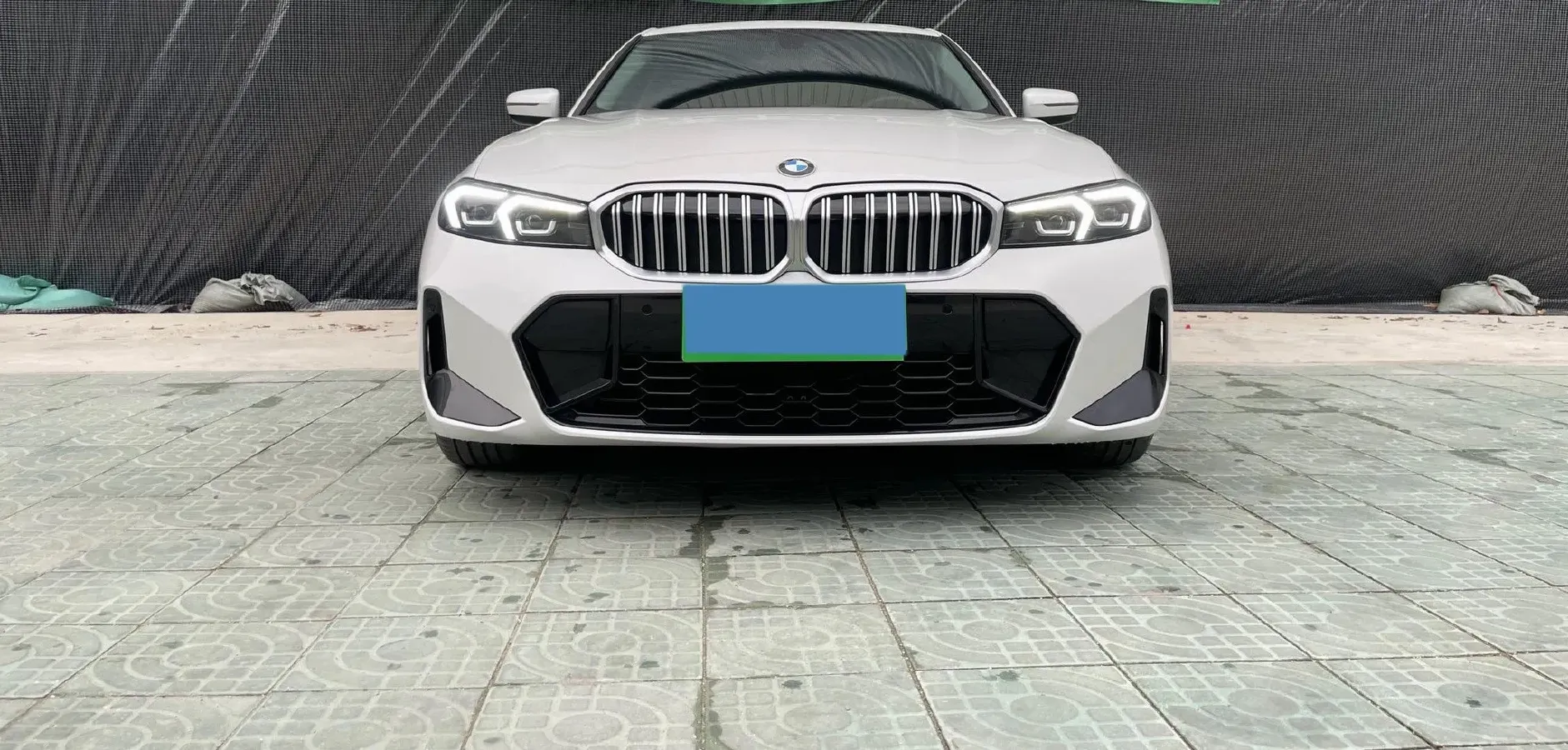 2023 BMW 3 Series 2.0T 156HP L4 8AT,autocango,china used car exporter,china ev exporter,chinese used car exporter,chinese used ev exporter