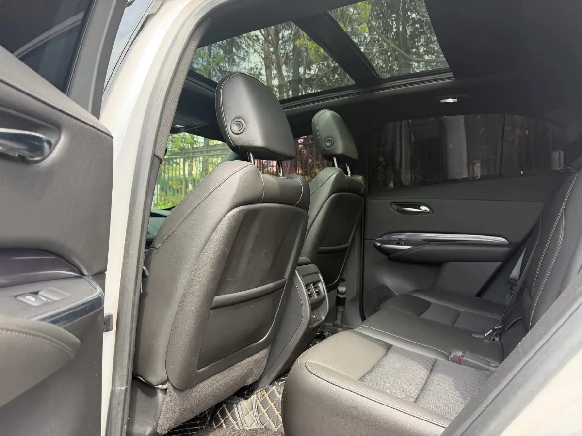 2020 Cadillac XT4 2.0T 241HP L4 9AT,autocango,china used car exporter,china ev exporter,chinese used car exporter,chinese used ev exporter