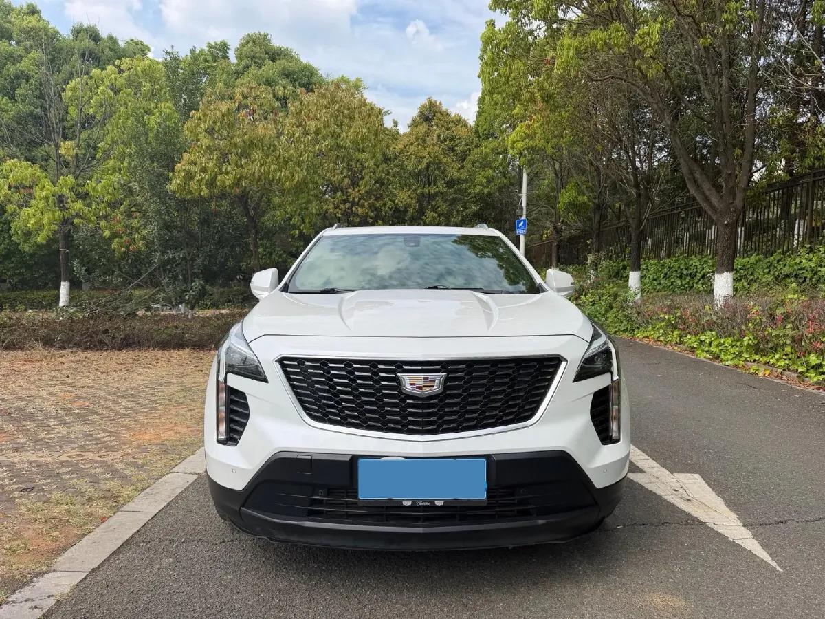 2020 Cadillac XT4 2.0T 241HP L4 9AT,autocango,china used car exporter,china ev exporter,chinese used car exporter,chinese used ev exporter
