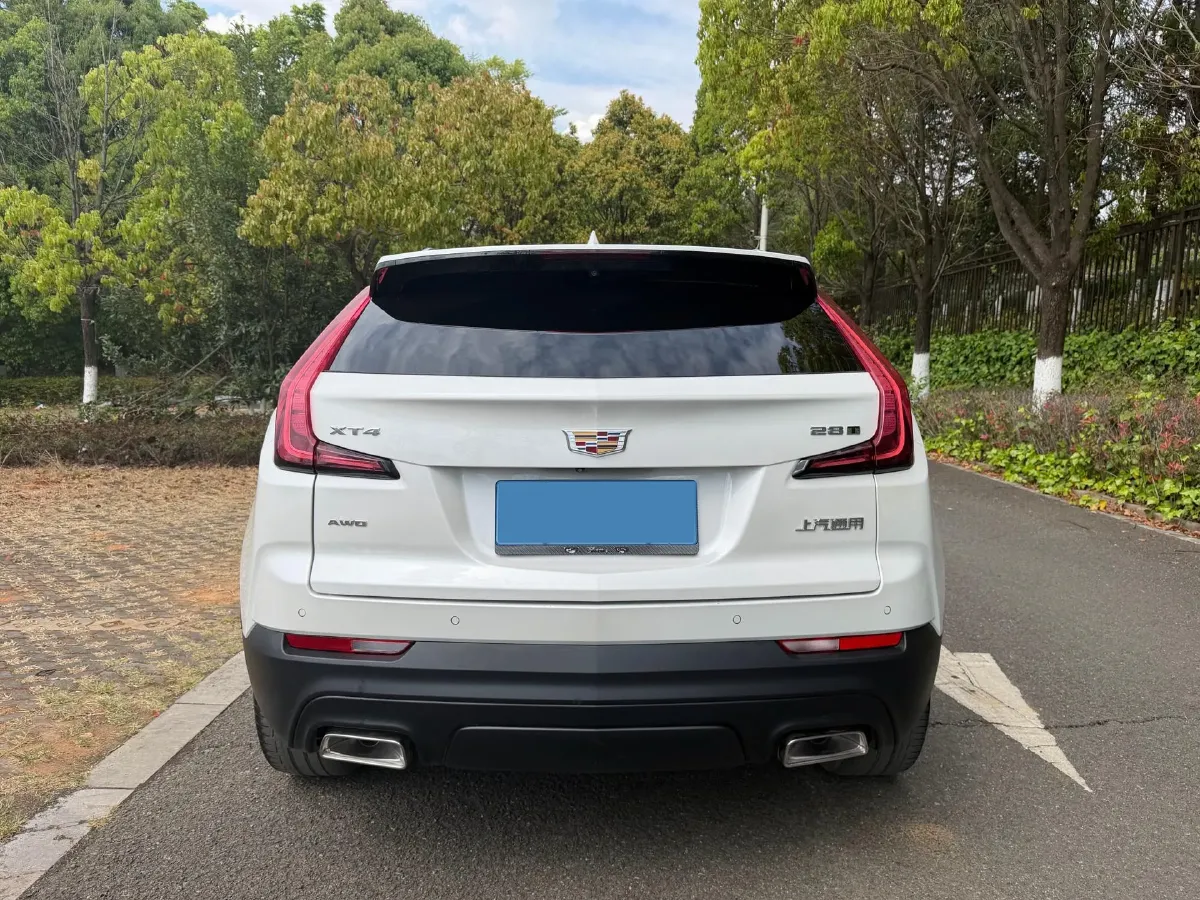 2020 Cadillac XT4 2.0T 241HP L4 9AT,autocango,china used car exporter,china ev exporter,chinese used car exporter,chinese used ev exporter