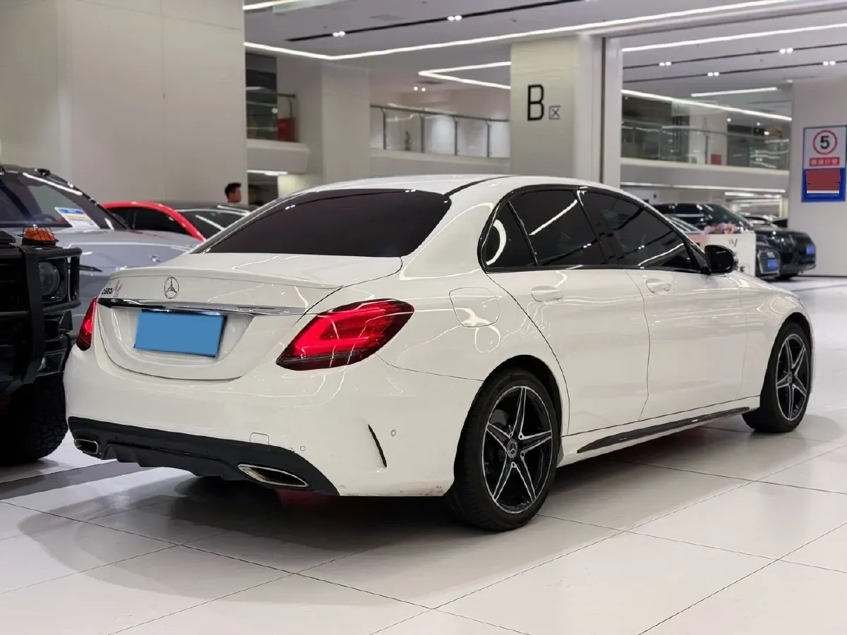2020 Mercedes-Benz C Class 1.5T 184HP L4 9AT,autocango,china used car exporter,china ev exporter,chinese used car exporter,chinese used ev exporter