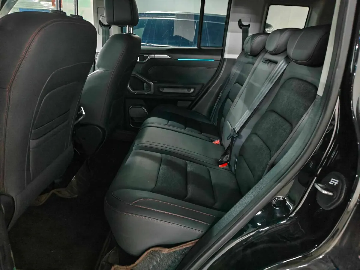 2025 Jetour Traveller 2.0T 254HP L4 7DCT,autocango,china used car exporter,china ev exporter,chinese used car exporter,chinese used ev exporter