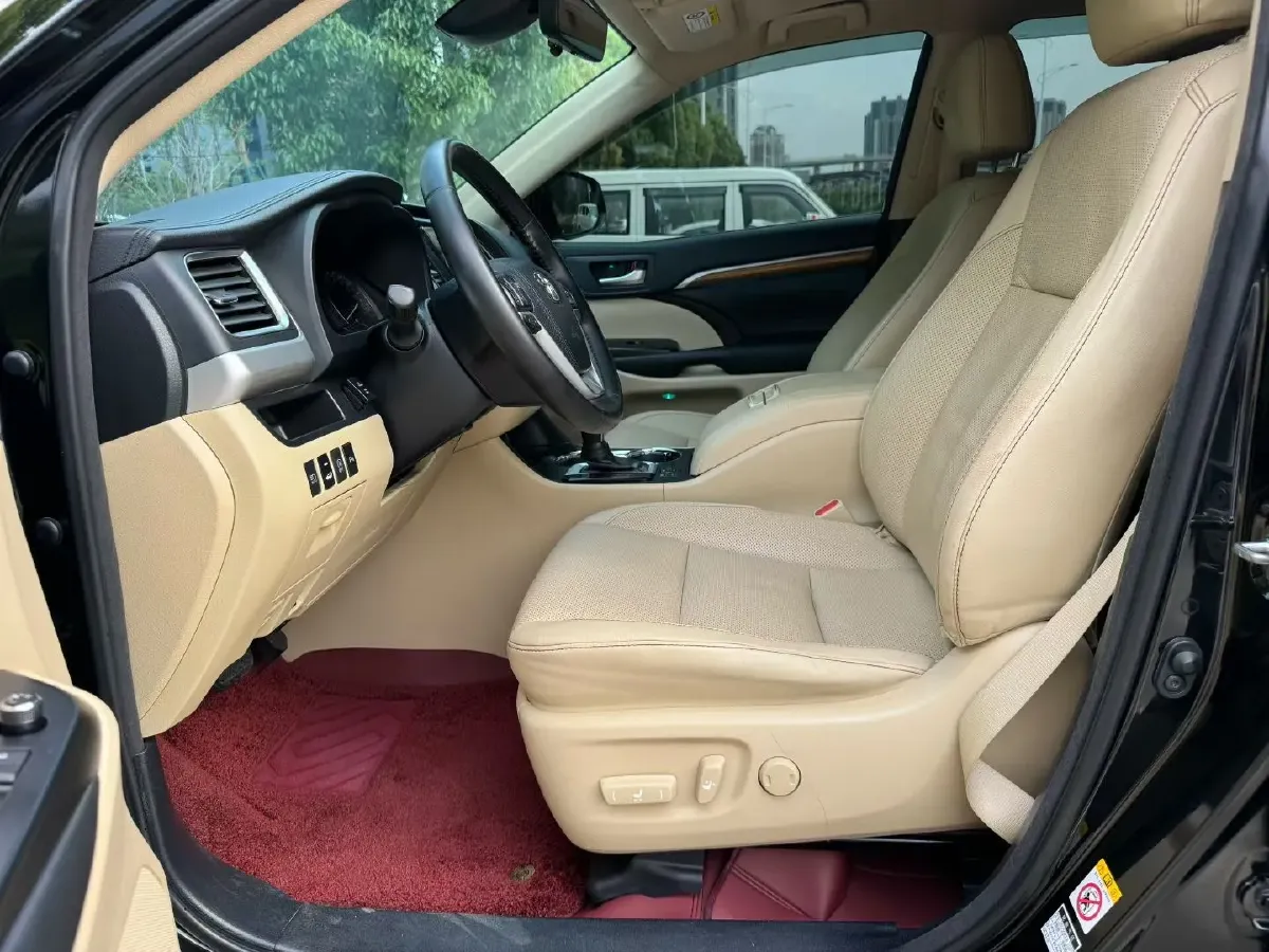 2018 Toyota Highlander 2.0T 220HP L4 6AT,autocango,china used car exporter,china ev exporter,chinese used car exporter,chinese used ev exporter