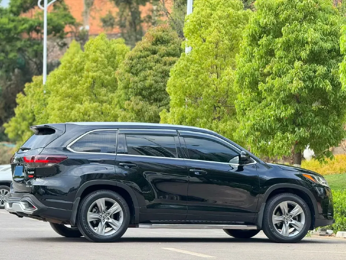 2018 Toyota Highlander 2.0T 220HP L4 6AT,autocango,china used car exporter,china ev exporter,chinese used car exporter,chinese used ev exporter