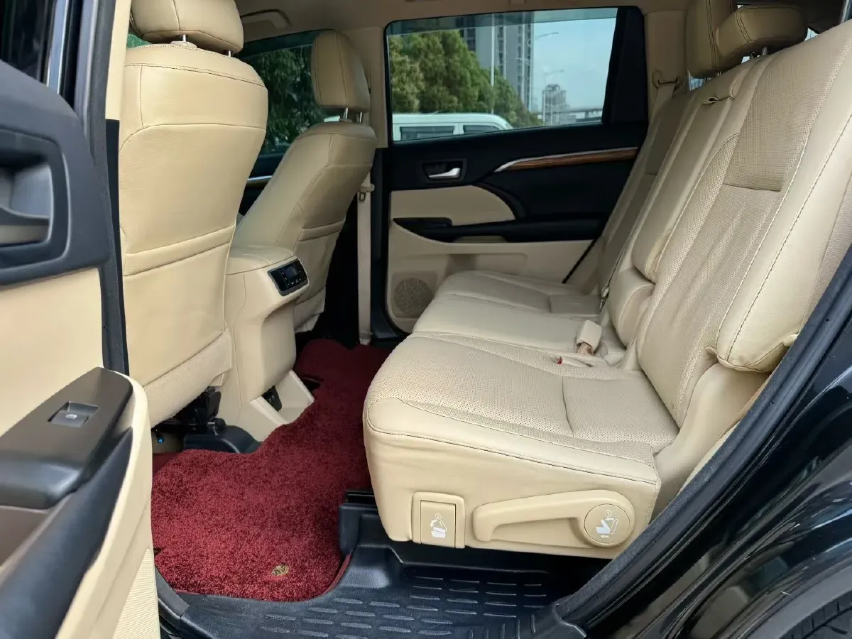 2018 Toyota Highlander 2.0T 220HP L4 6AT,autocango,china used car exporter,china ev exporter,chinese used car exporter,chinese used ev exporter