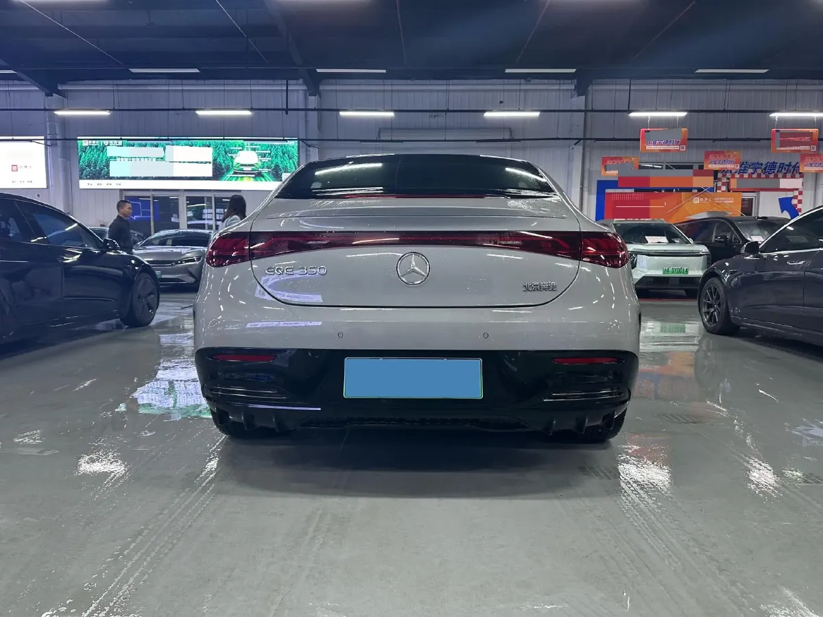 2022 Mercedes-Benz EQE Class BEV 96.1KWH,autocango,china used car exporter,china ev exporter,chinese used car exporter,chinese used ev exporter