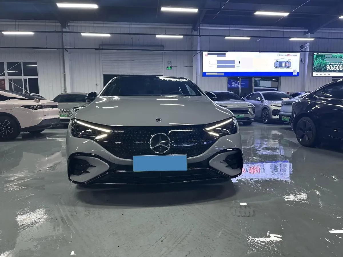 2022 Mercedes-Benz EQE Class BEV 96.1KWH,autocango,china used car exporter,china ev exporter,chinese used car exporter,chinese used ev exporter