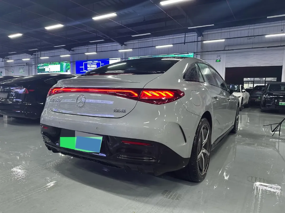 2022 Mercedes-Benz EQE Class BEV 96.1KWH,autocango,china used car exporter,china ev exporter,chinese used car exporter,chinese used ev exporter