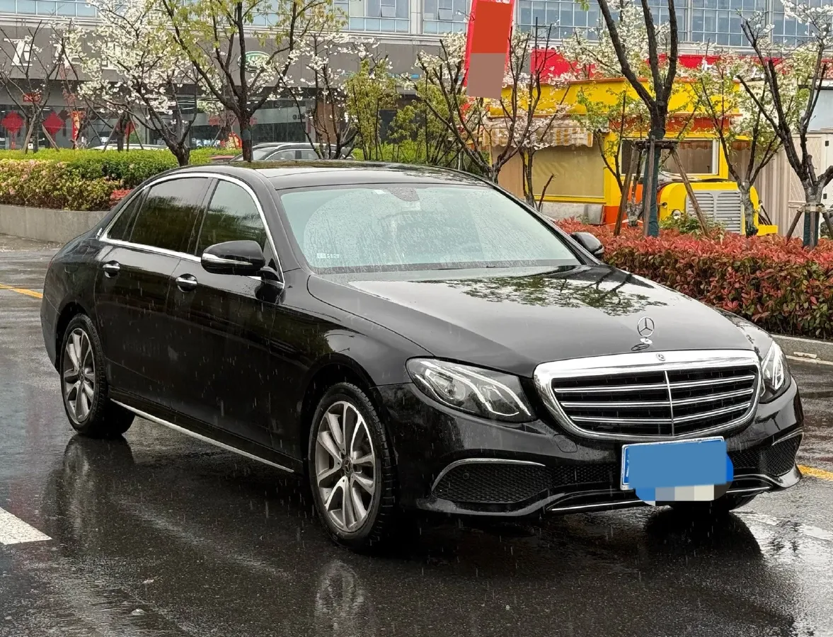 2020 Mercedes-Benz E Class 1.5T 184HP L4 9AT,autocango,china used car exporter,china ev exporter,chinese used car exporter,chinese used ev exporter