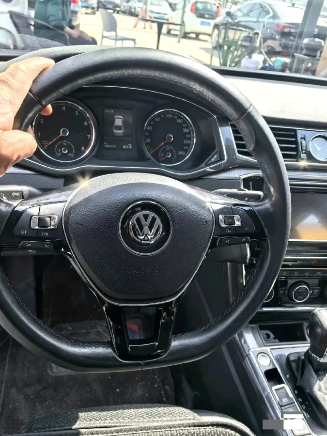 2017 Volkswagen Passat 1.8T 180HP L4 7DCT,autocango,china used car exporter,china ev exporter,chinese used car exporter,chinese used ev exporter